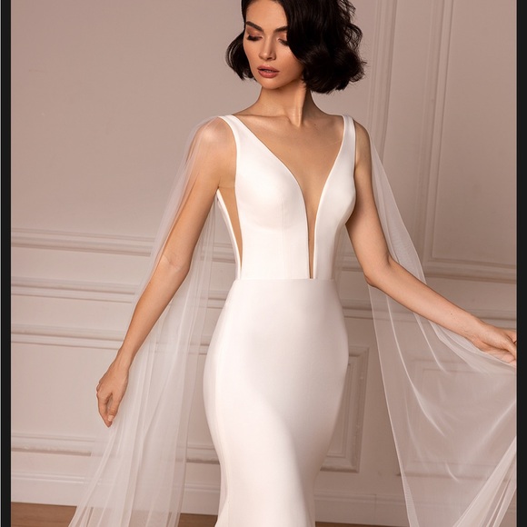 Remarkable Ria Tener wedding dress - Picture 5 of 8